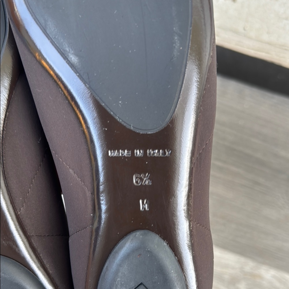 Donald J. Pliner Women's Brown Flats - Picture 3 of 4